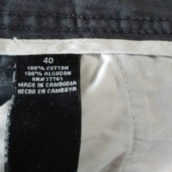 Men's Axis LA 100% Cotton Cargo Style Shorts, 40W Dark Grey in Color - Picture 5 of 5